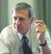 Prof Lord Anthony Giddens